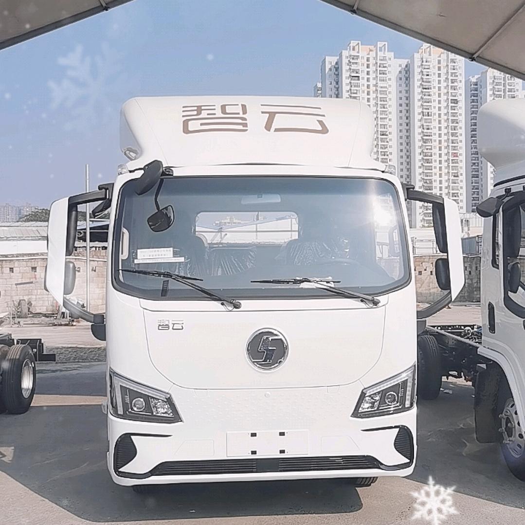 南宁东风拓行自卸车