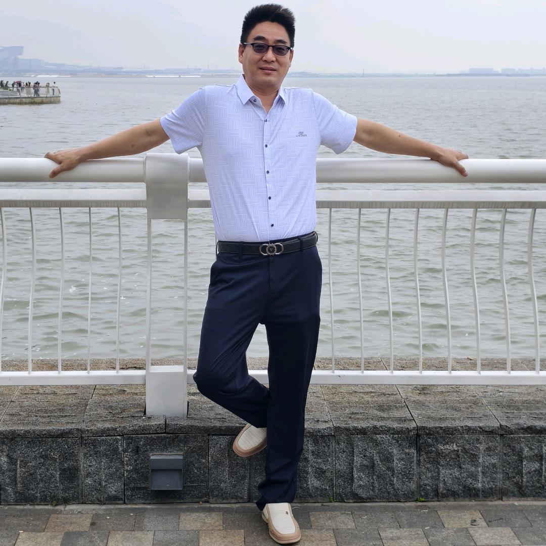 小马哥在东莞卖全新发动机