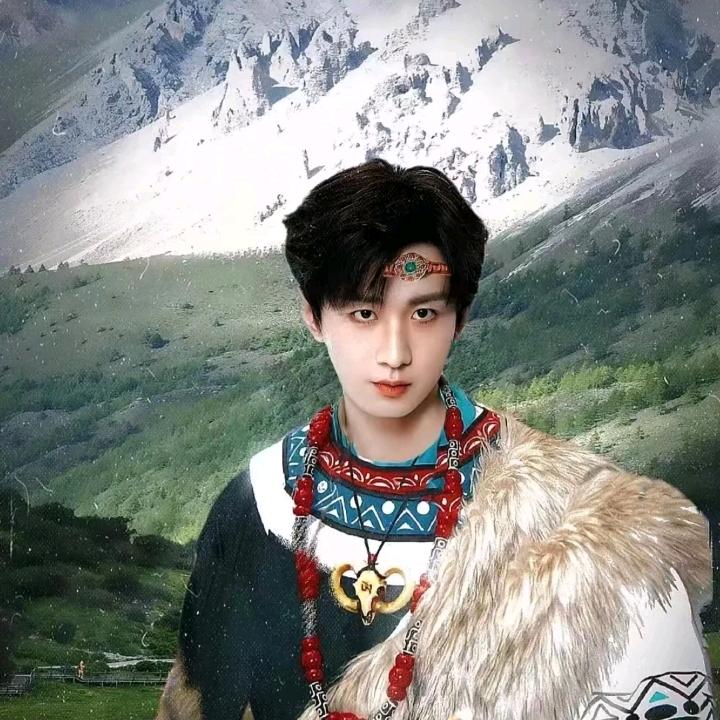 ♥(｡￫Comv￩｡)♥