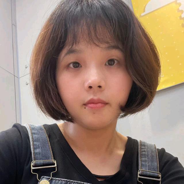 三娃宝妈摆摊创业卖麻辣烫