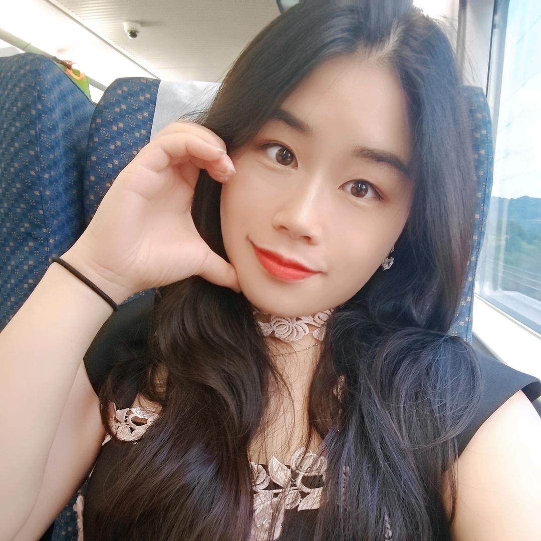 贵阳花溪樊薯薯麻辣中式甜点小吃主理人