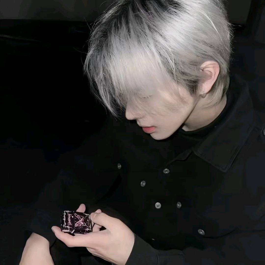 破案天才的暮雨守护者头像