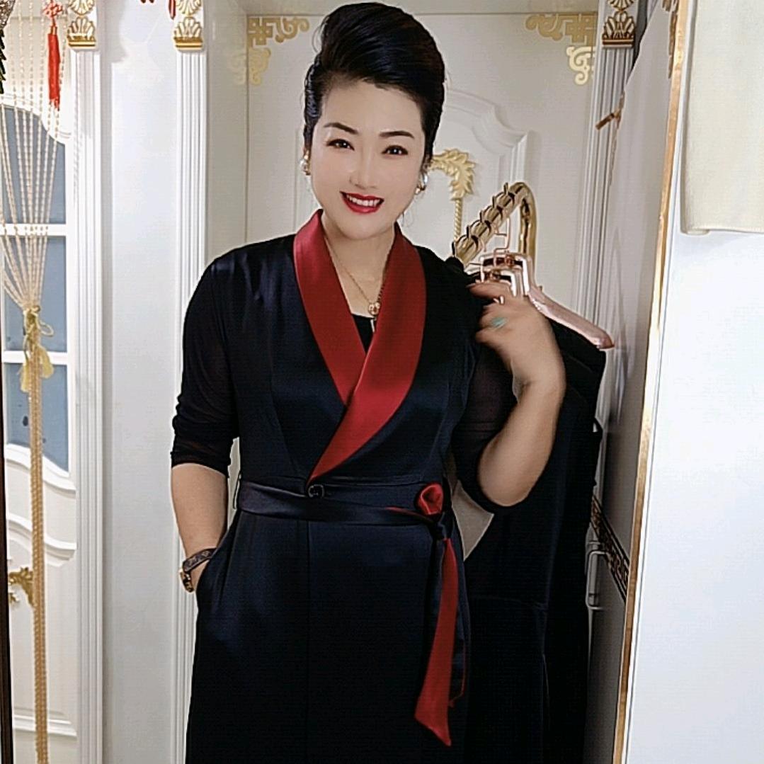 北京霞姐服饰小号