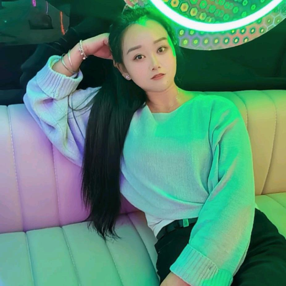 姣姣 👑