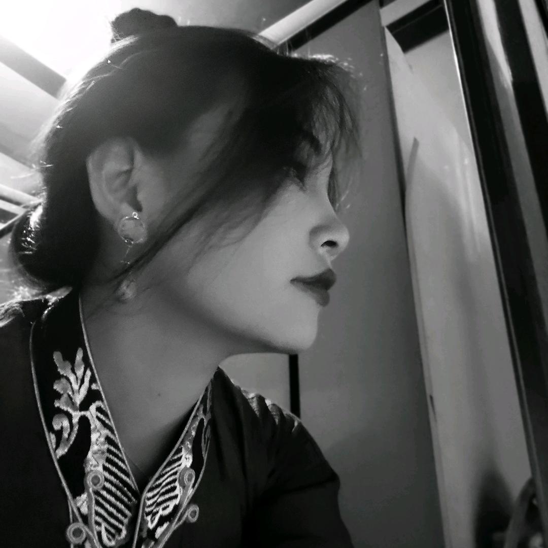 🍭央措❣️