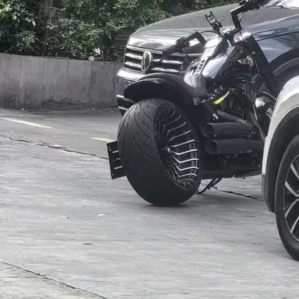 向钱看，向厚赚。