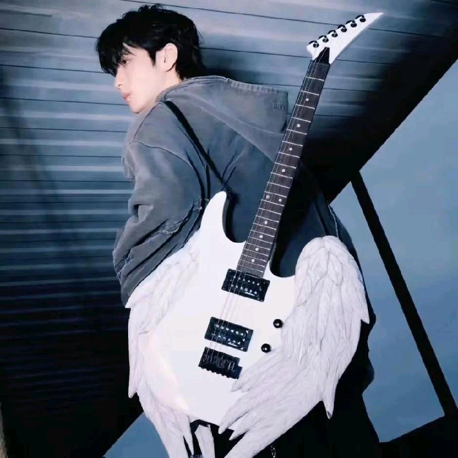 ꧁༺小༒宝༻꧂