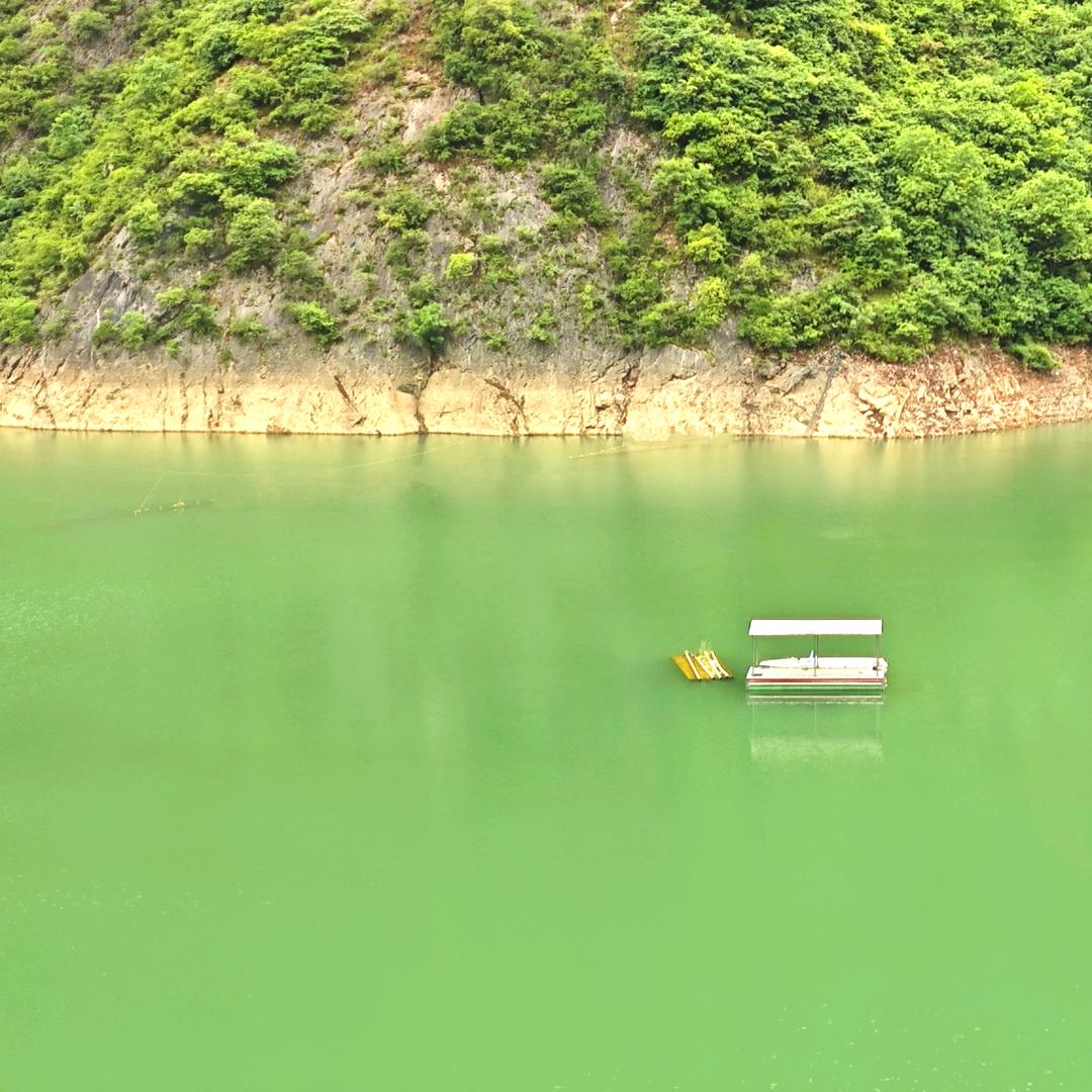 孤独的根号3