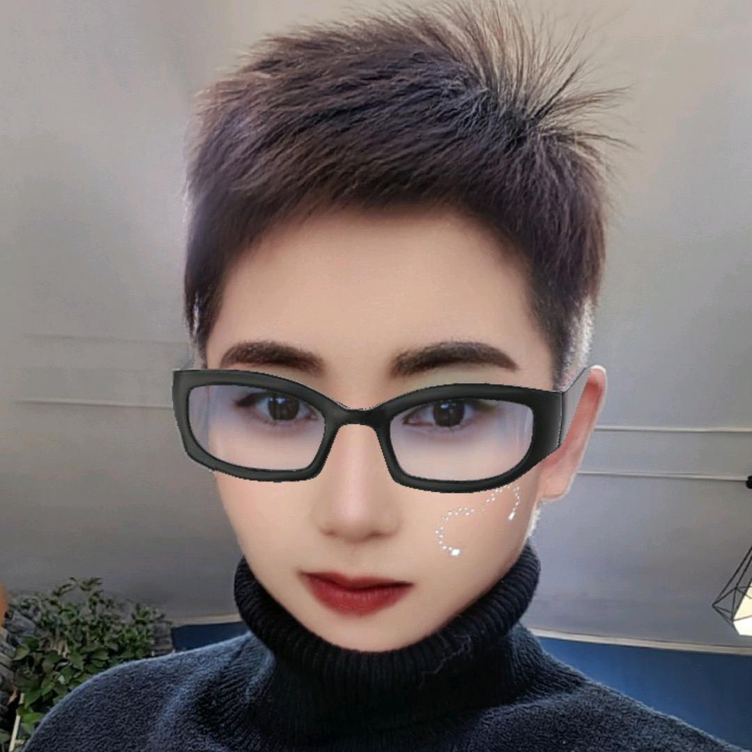 我是自恋红姐..拒私聊🙏🏼