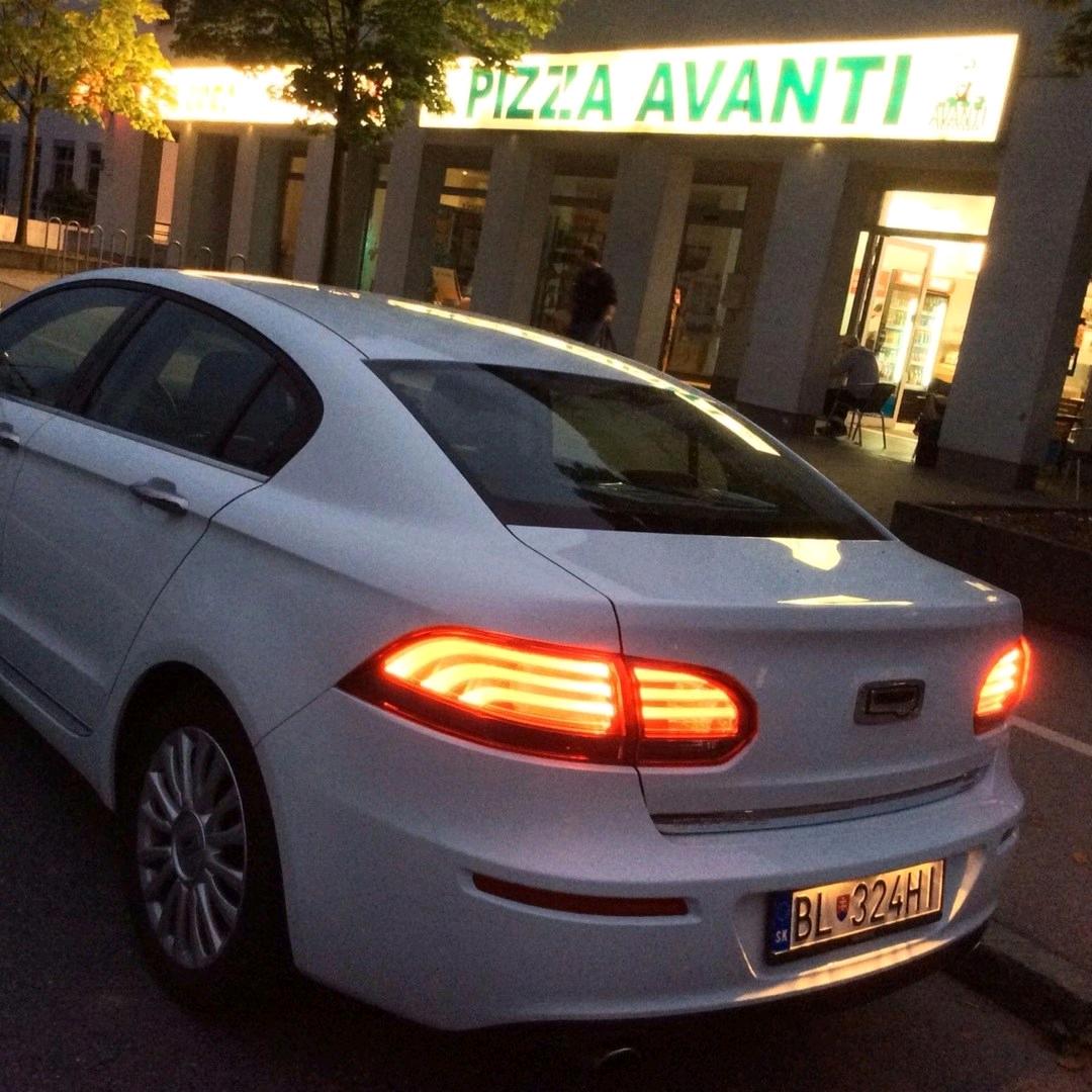 开观致的张先生