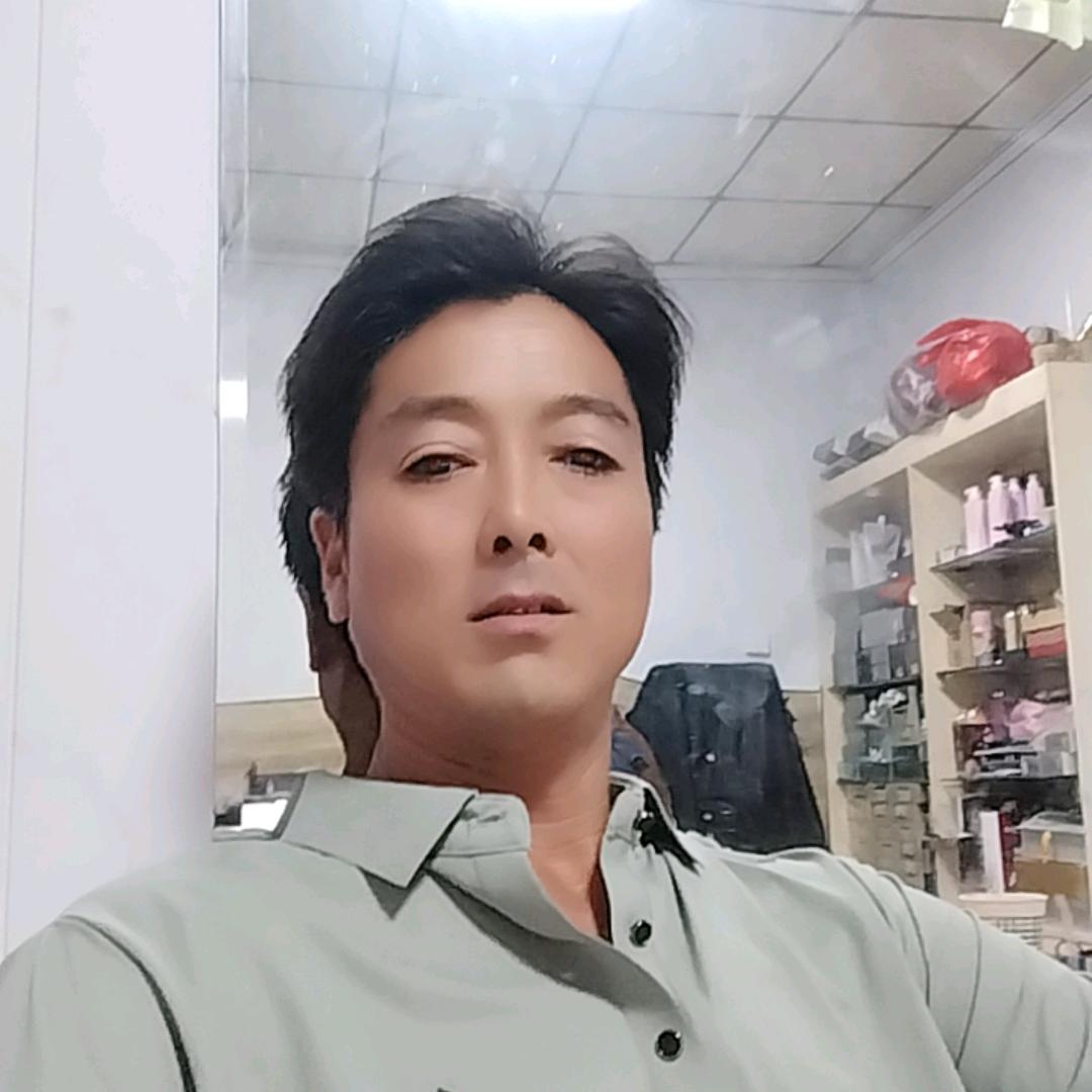 杨小军收淘汰猪