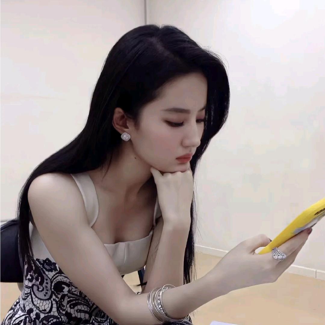 香香香香菜.