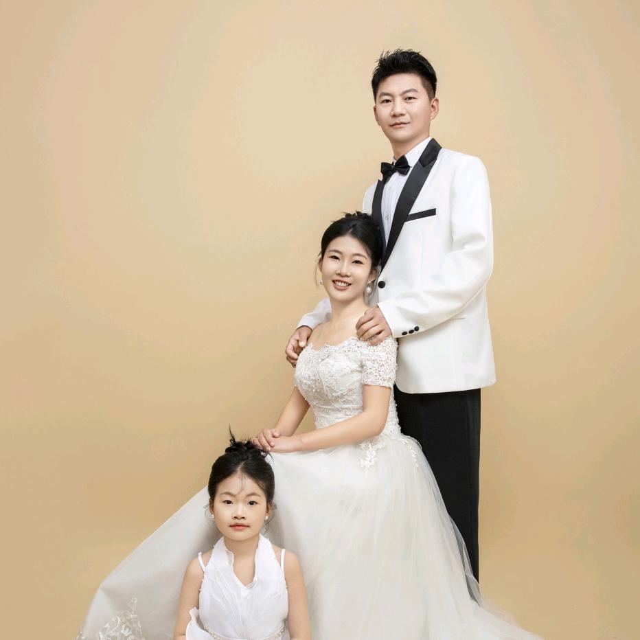 小峰有点“黑”