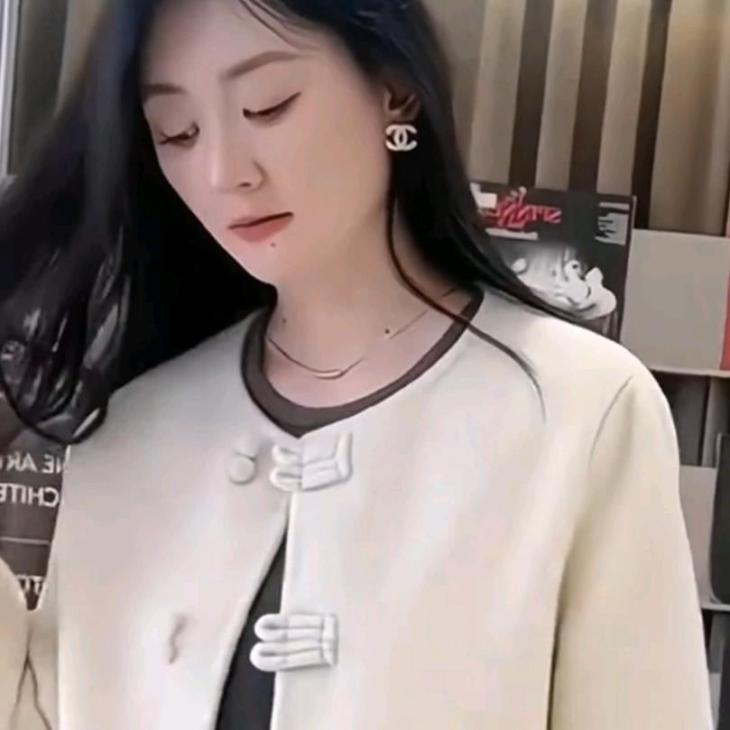 大木子爱穿搭