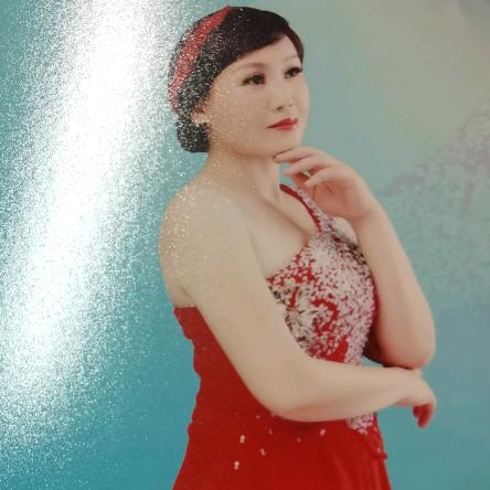 淡然一笑而过