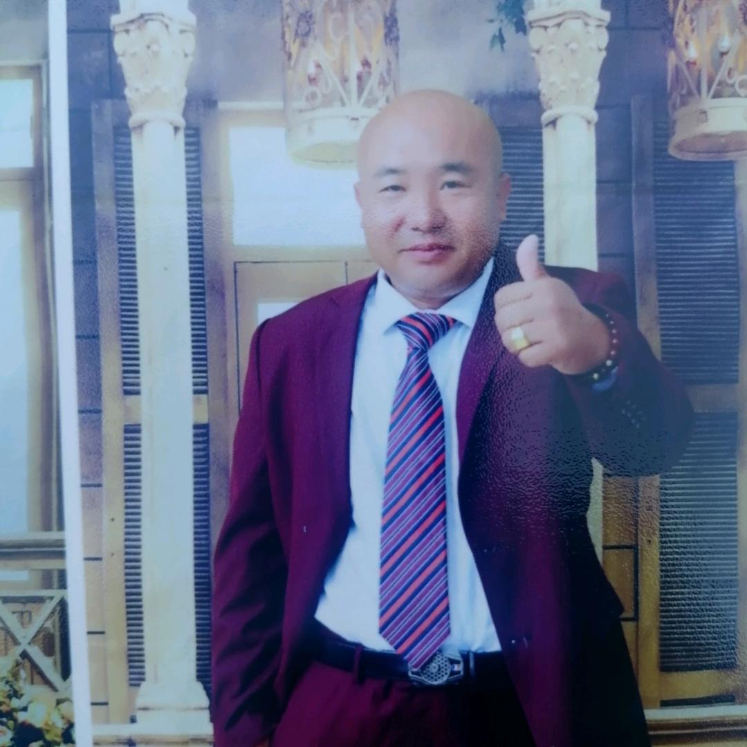 极限冲刺，勇往直前奔千万