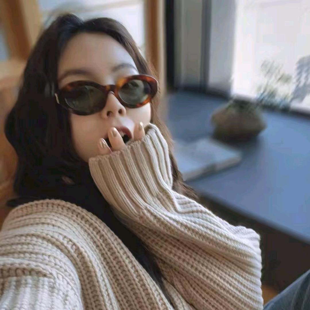 蓉蓉 WE(穿搭分享)