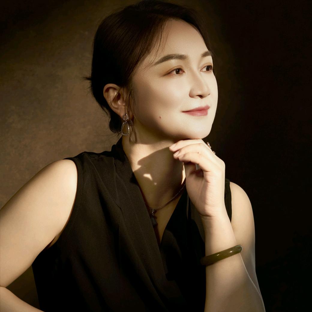 独立女性—骆露莎