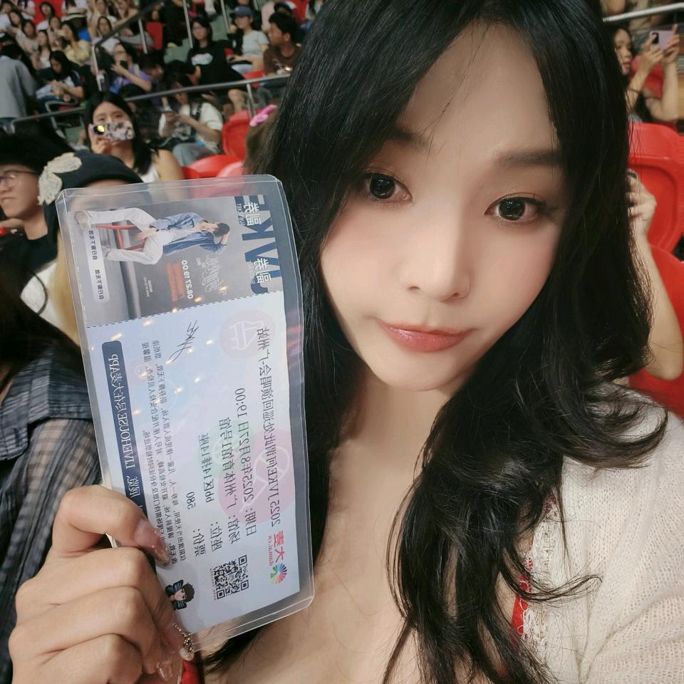 快乐小狗想吃肉