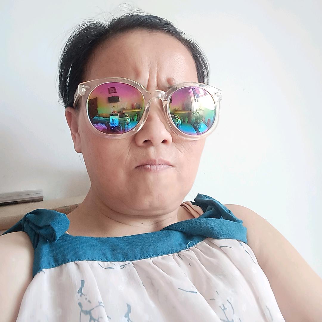 夏紫芹