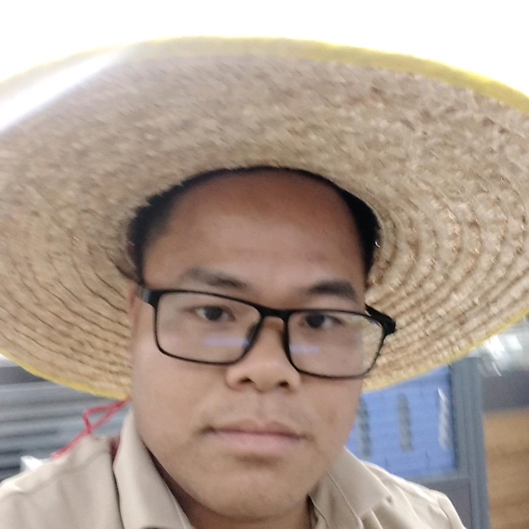 李泽伟