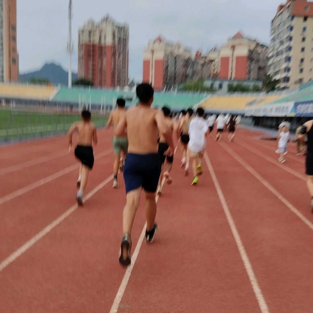爱跑步的大吉