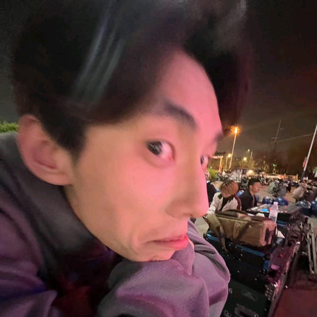 张仲皓台球