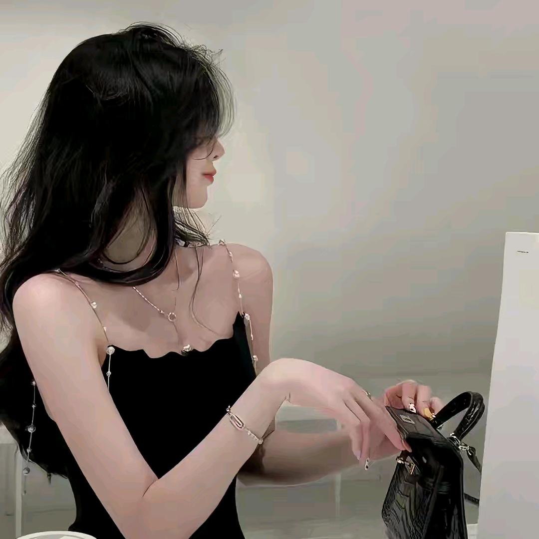 ！鱼鱼酱cute