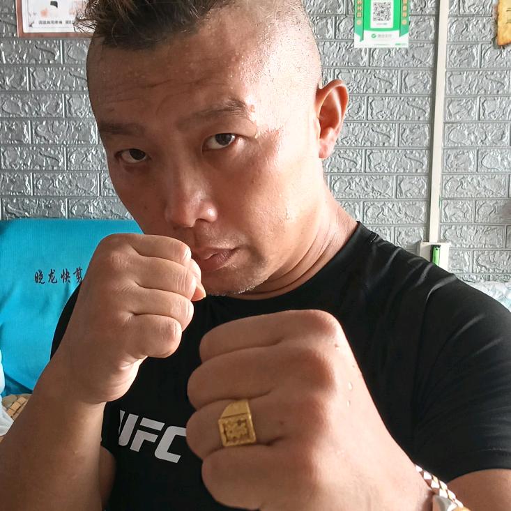 周晓龙MMA