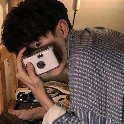 鸡公岭飞拉达首席摄影师小杨哥