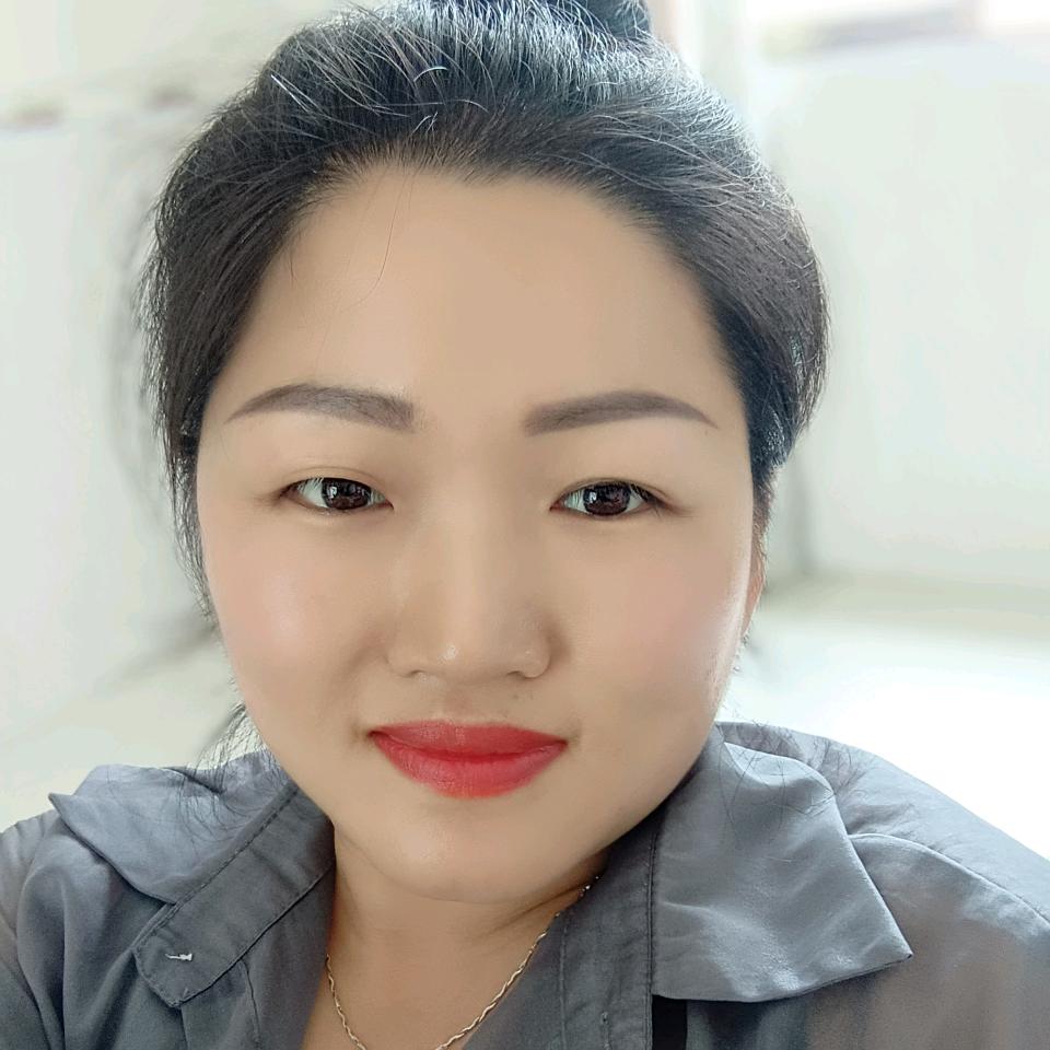 爱笑的女人👩