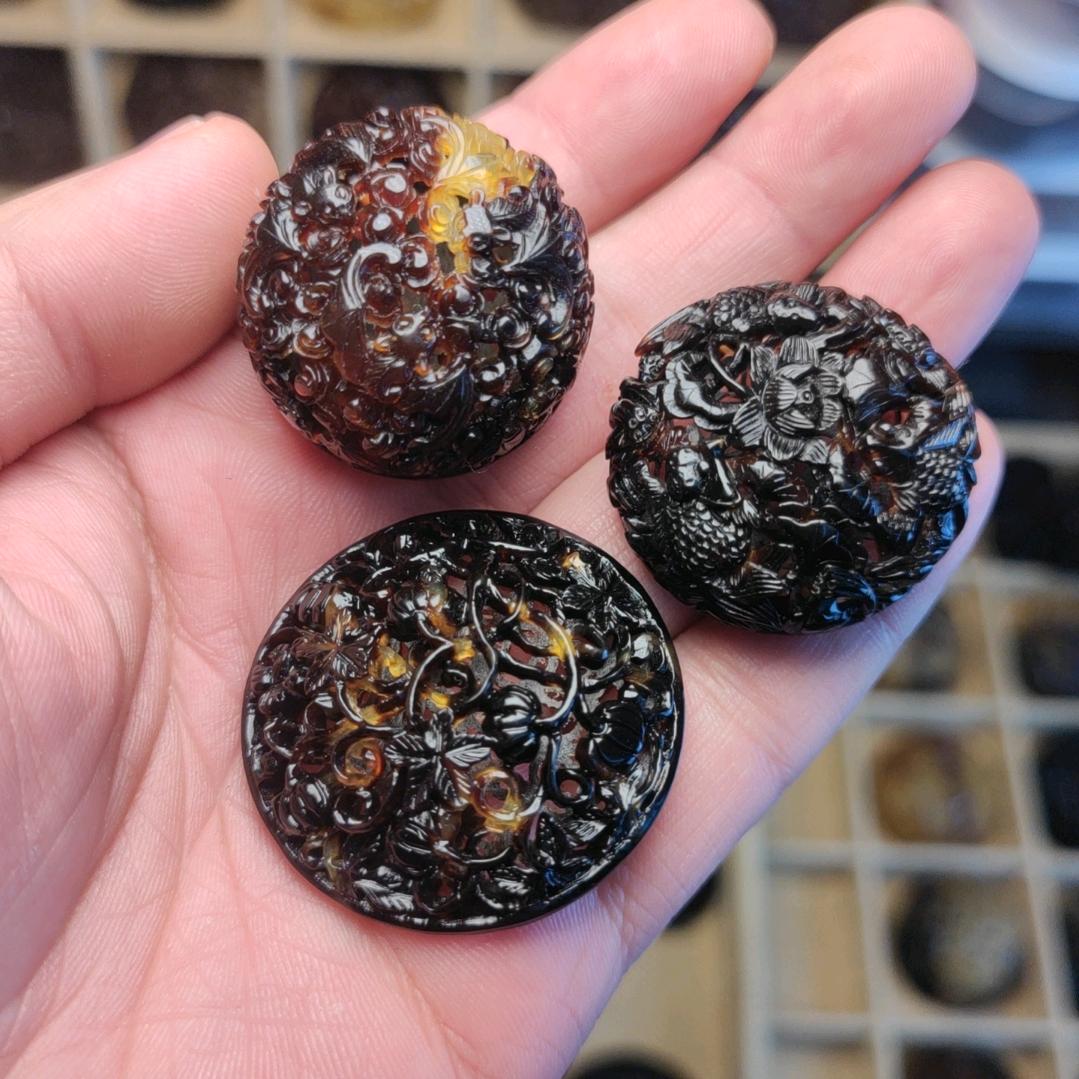 龙龙蒙芯