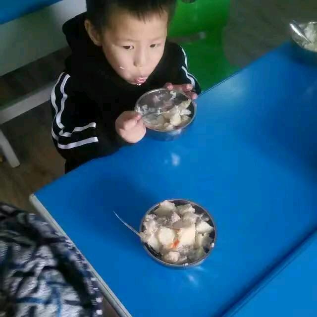 新哥