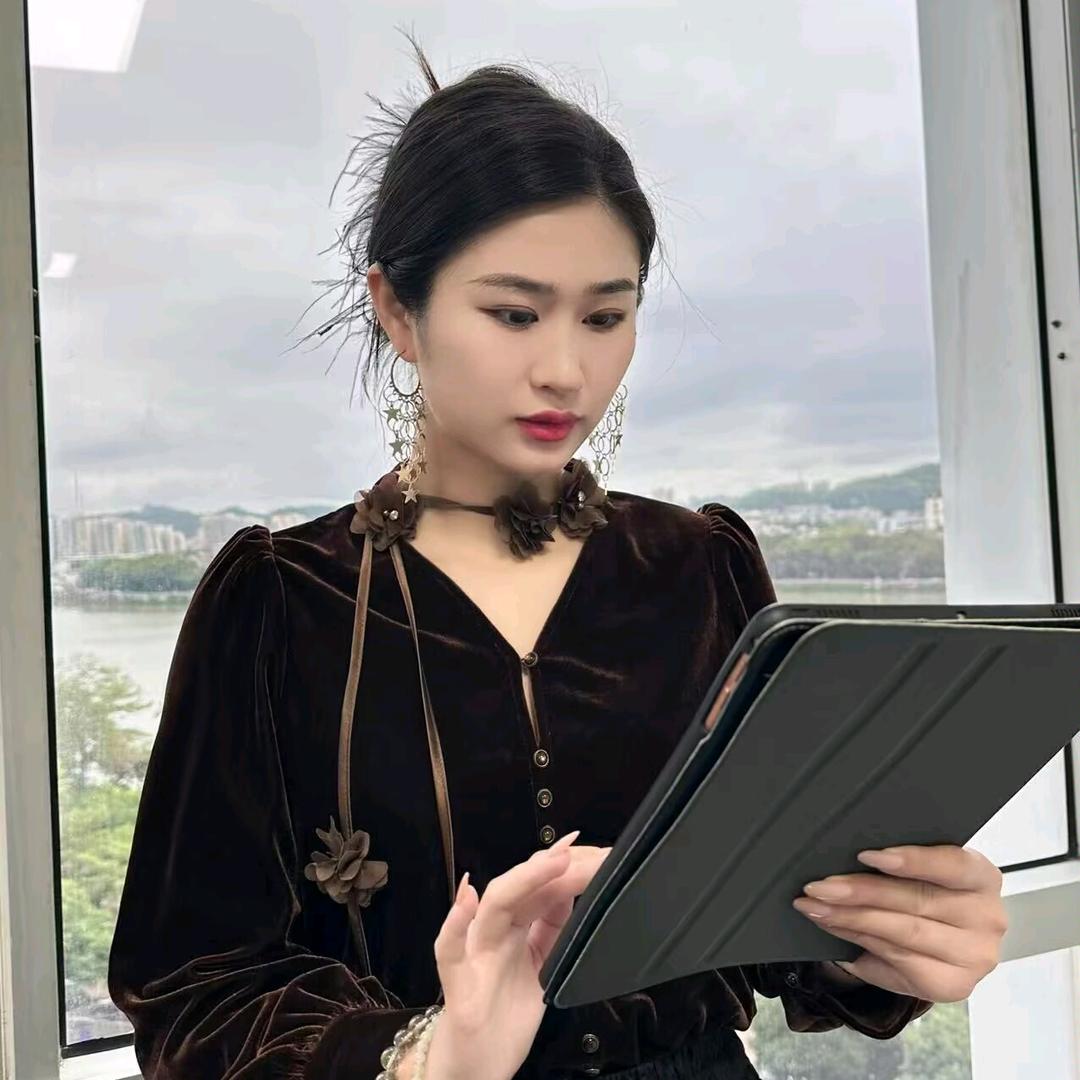 沈博絶丽