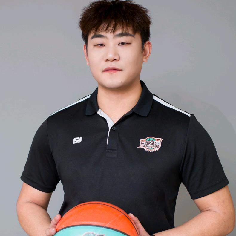 天之翔篮球🏀赵老师