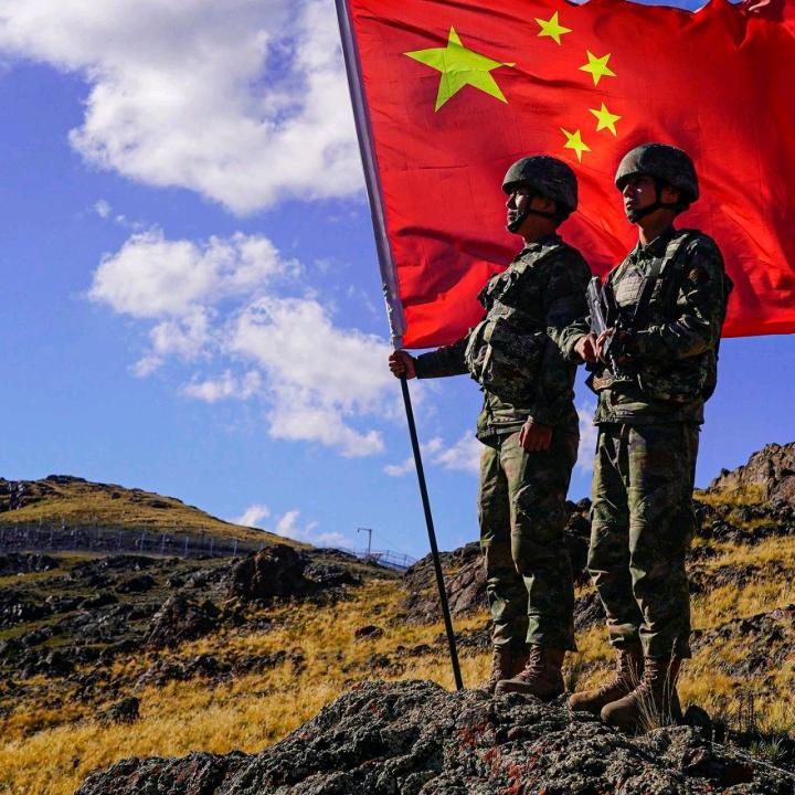 561标兵就位