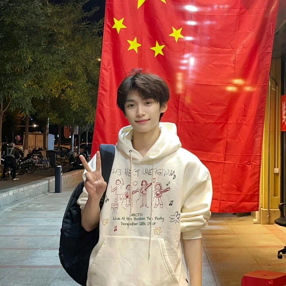 紫色的鱼🔮