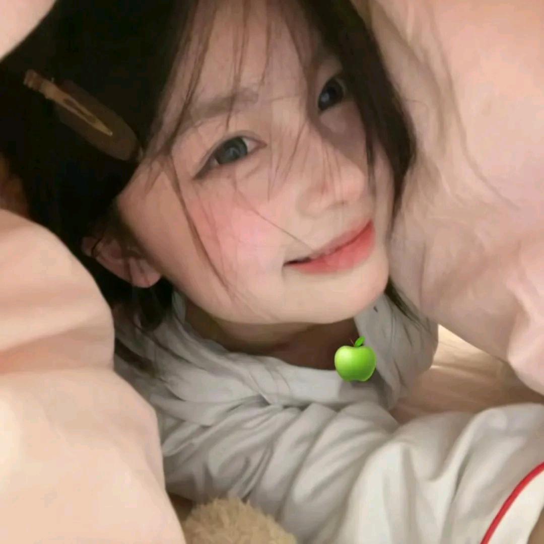 现男友竟是前任的宝宝头像