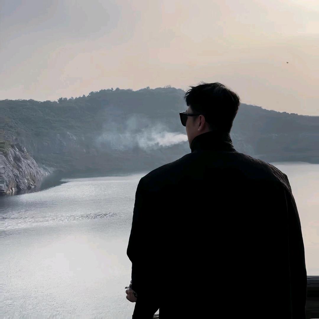 二粮站的阿尤拜