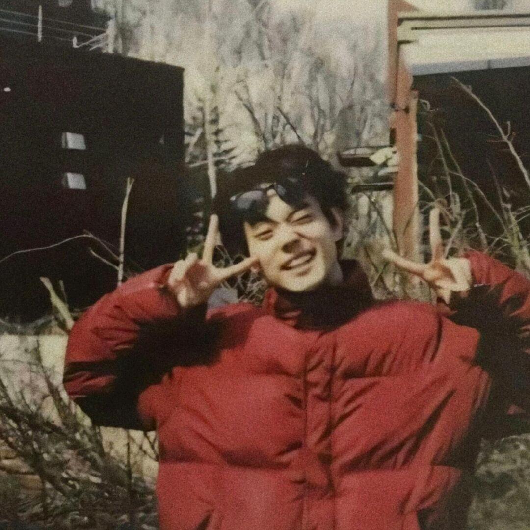 七棱镜头像