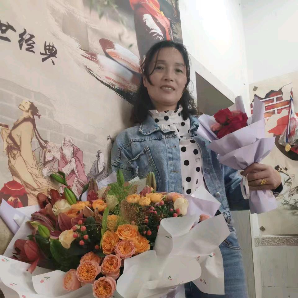 熊队长支持黑妹1588