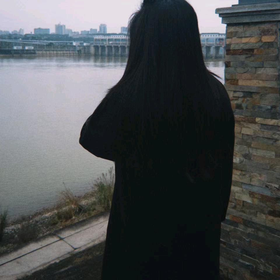 隆昌/沉默