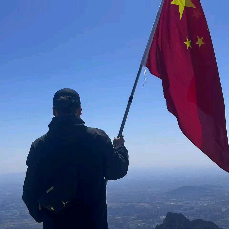 爱整点❄️