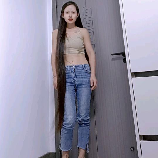 长发红姐