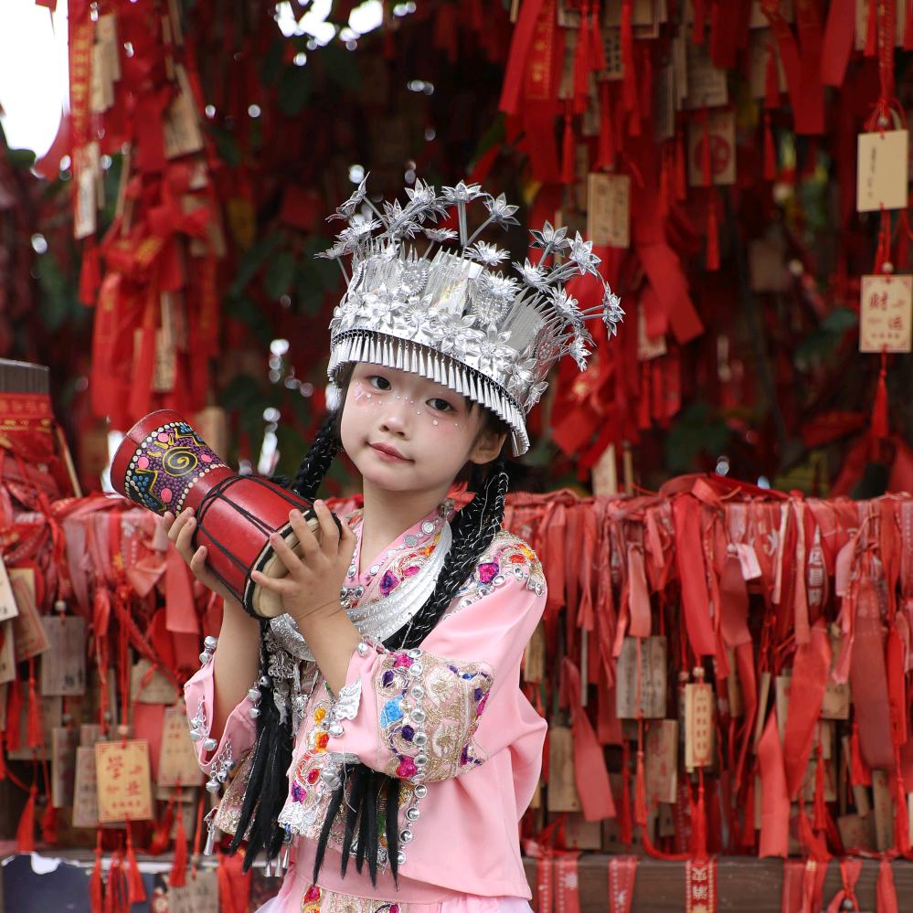 两老姨夜市烧烤店（利姐）