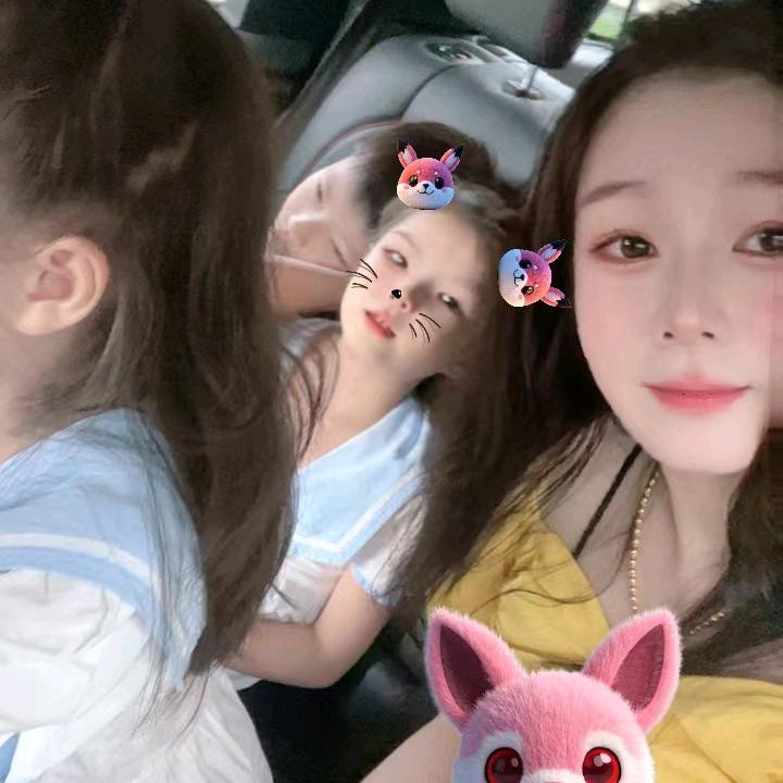 请爱我❤