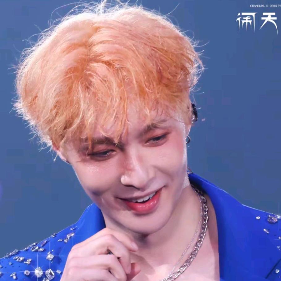 热爱小羊💜（努力首见张艺兴版）