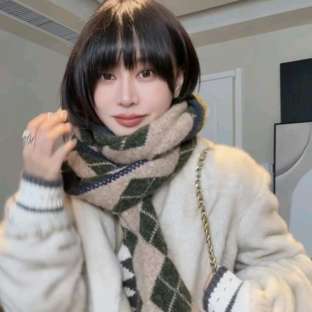 梨九九（穿搭分享）