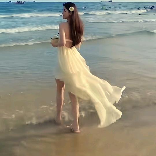 (˘͈ᵕ ˘͈❀)Laura