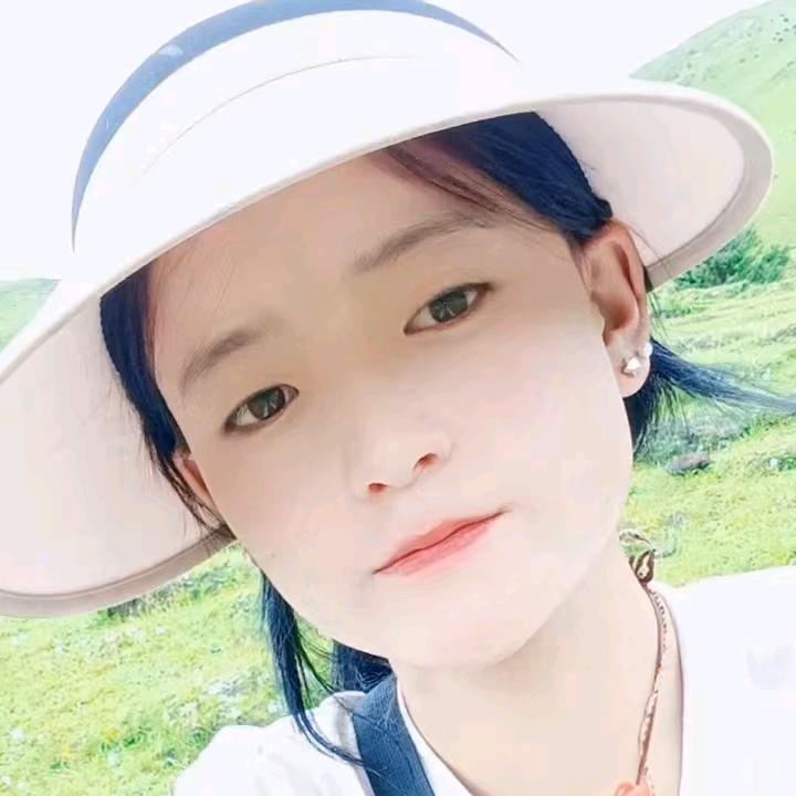 ལོ་མ།💞💕